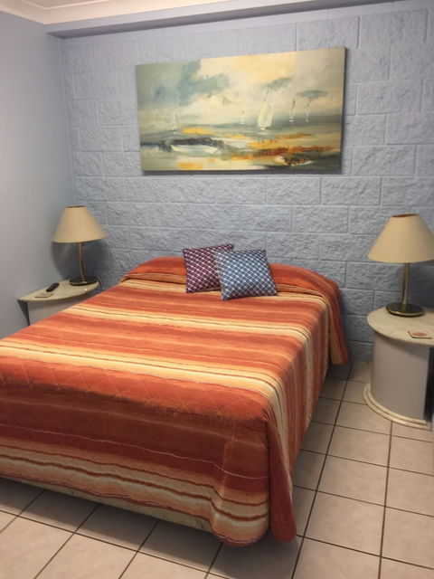 Westside Tavern And Motel - Accommodation Perth 0