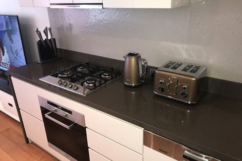 Executive 2 Bedroom Wollongong Apartment - Accommodation Perth 7
