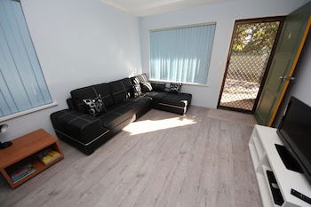 Dunbar Court Unit 4 At South West Rocks - Accommodation Perth 0