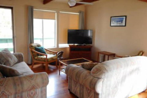 Villa Davoll At Hat Head - Accommodation Perth 0