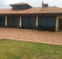 Rural living with great views - Accommodation Perth