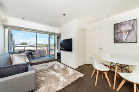 Melbourne Beachside Apartment - Accommodation Perth 0