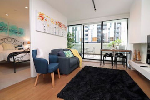 Urban Eden In South Yarra - Rejuvenate Stays - Perth Resorts 0