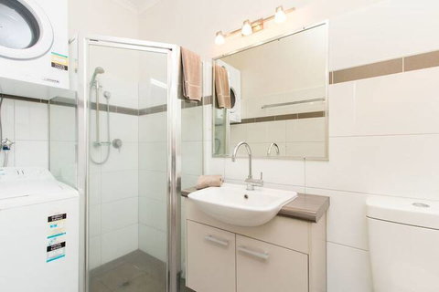 Cable Beach Apartments - Accommodation Perth 7