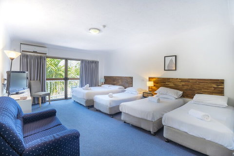 Red Star Apartments - Accommodation Perth 6