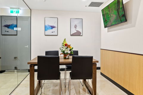 YEHS Hotel Sydney QVB - Perth Resorts 1