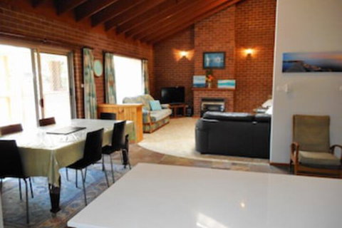 Norfolk At Hat Head - Accommodation Perth 0