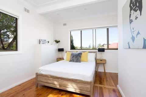 EJ Homes At The Entrance - Accommodation Perth 4