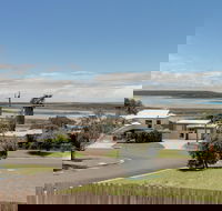Outlook Views - Perth Resorts