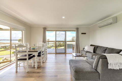 Outlook Views - Perth Resorts 2