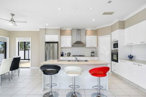 Central Gold Coast Large, Modern, Elevated Home - Accommodation Perth 0