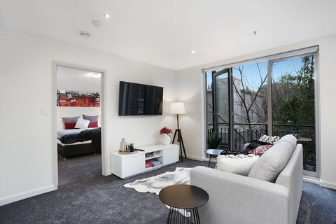 Catani 3 - Accommodation Perth 2