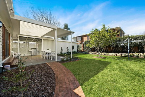 Frangipani House - Accommodation Perth 2