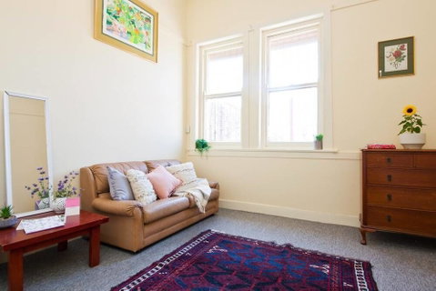 WB319 Chatswood Charmer Roomy 3 Bed Apartment - Accommodation Perth 3