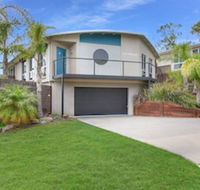 Lake House - Perth Resorts