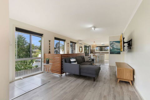 Lake House - Perth Resorts 3