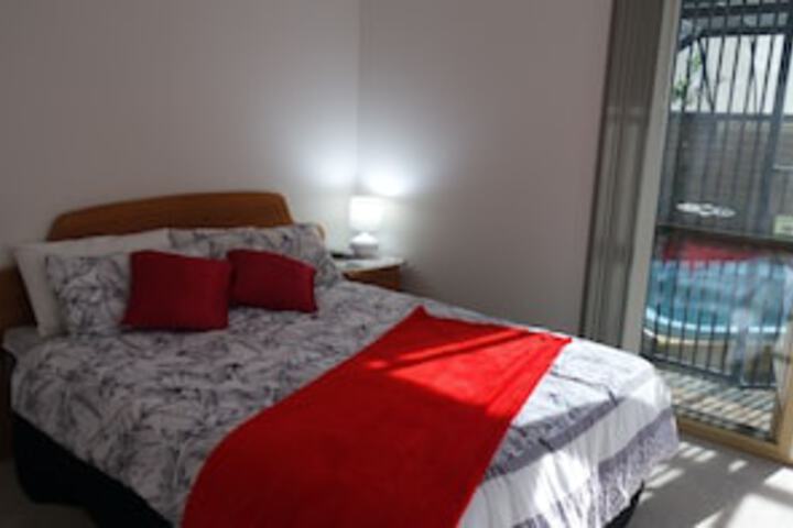 Seville Grove WA Accommodation Perth