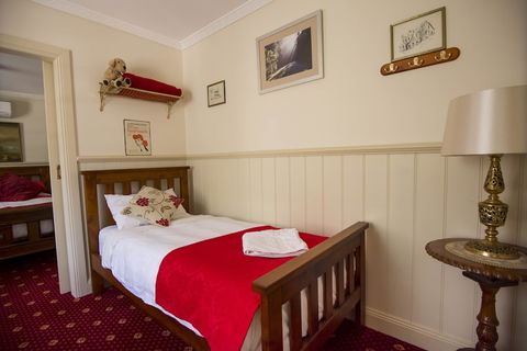 Mill House - Perth Resorts 5