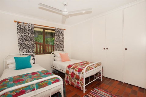 54 Coolum Terrace Coolum Beach - Accommodation Perth 3