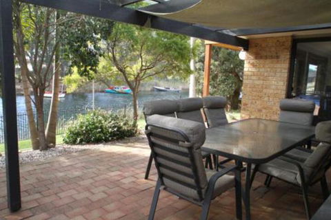 Thora Street Waterfront - Accommodation Perth 7