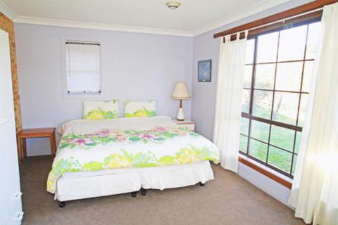 Thora Street Waterfront - Accommodation Perth 4