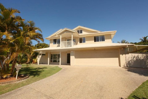 11 Dalmor Court Coolum Beach Pet Friendly Linen Supplied 500 BOND - Accommodation Perth 1