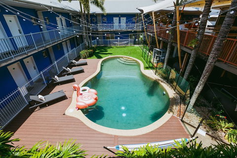 Bounce Cairns - Accommodation Perth 3