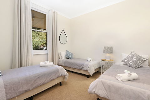 Blue Wren Cottage 3 Bedroom 2 Bath - Accommodation Perth 2