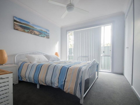 Affordable Twin Peaks 1 - Accommodation Perth 4