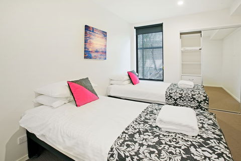 Back Of The Block Bulimba - Accommodation Perth 2