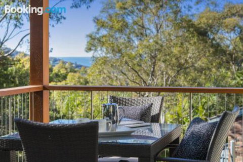 Avalon Tree House - Accommodation Perth 7
