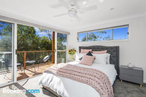 Avalon Tree House - Accommodation Perth 6