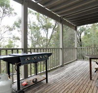Villa Pinot Located Within Cypress Lakes - Accommodation Perth