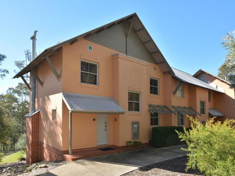 Villa Prosecco Located Within Cypress Lakes - Perth Resorts 2