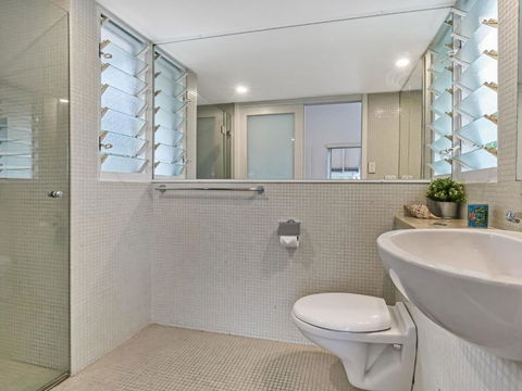 Duggan House - Perth Resorts 3
