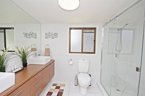 22 Sorrento Avenue Coolum Beach Linen Supplied PET FRIENDLY 500 BOND - Accommodation Perth 4