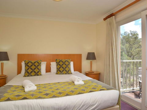Villa Executive 2br Barbera Resort Condo Located Within Cypress Lakes Resort (nothing Is More Central) - Perth Resorts 4