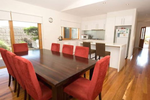 Monterey - Perth Resorts 6