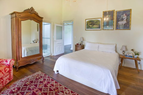 TRANQUILO BEACH HOUSE - Accommodation Perth 4