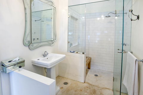TRANQUILO BEACH HOUSE - Accommodation Perth 0