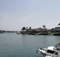 Serviced Waterfront Whole Villa - Perth Resorts