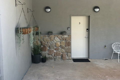 Scandi Stayz Retreat 3 - Accommodation Perth 2
