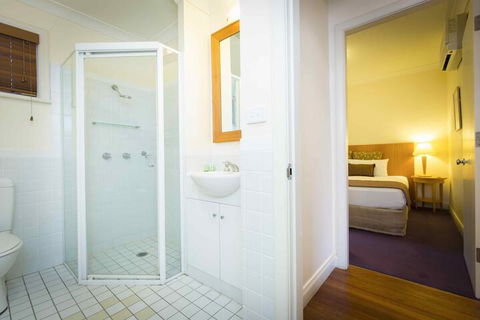Villa Grenache - Perth Resorts 1