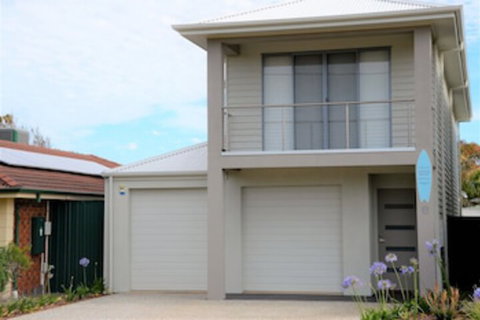 Eastern Breeze - Accommodation Perth 0