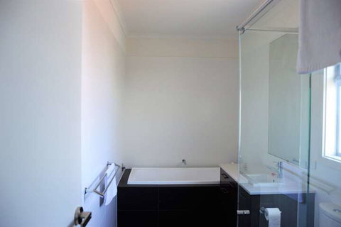 Eastern Breeze - Accommodation Perth 7