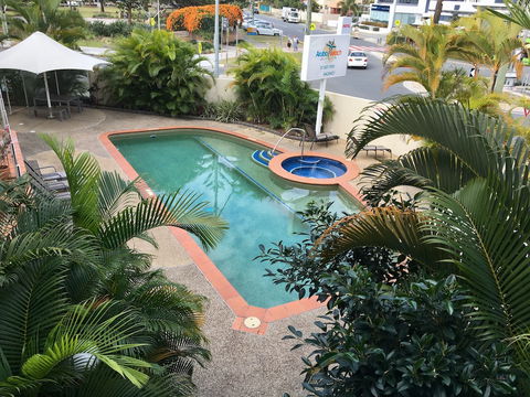 Broadbeach Private Apt With CHA - Accommodation Perth 4