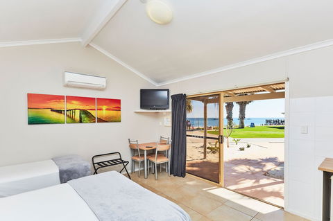 RAC Monkey Mia Dolphin Resort - Accommodation Perth 6