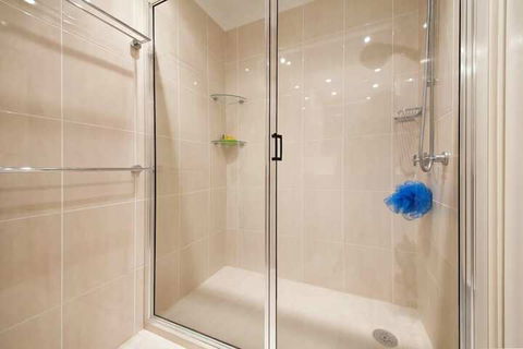 Kamilaroi Unit 6, 58-60 Magnus Street - Perth Resorts 7