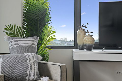 New Contemporary Apartment Near Macquarie Centre - Accommodation Perth 5