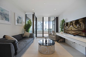Brand New Fully Furnished Apartment Near Macquarie Centre - Accommodation Perth 6